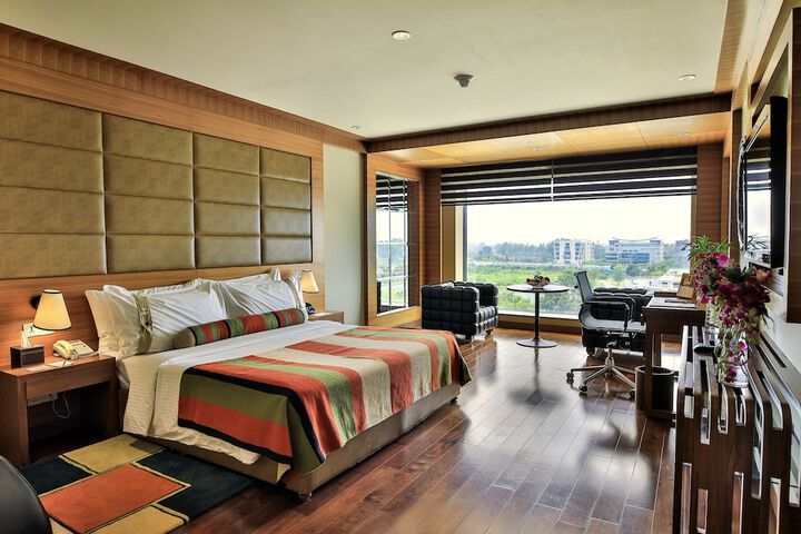 Room 10 of 62