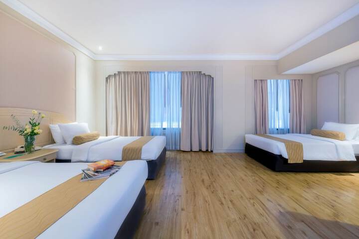 Room 49 of 66