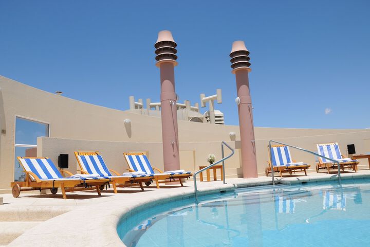 Pool 23 of 41