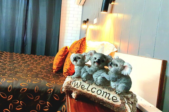 Room 21 of 44