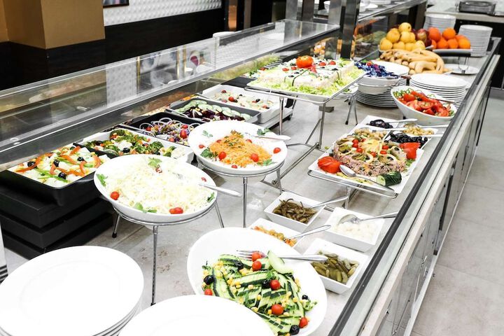 Dining 59 of 72