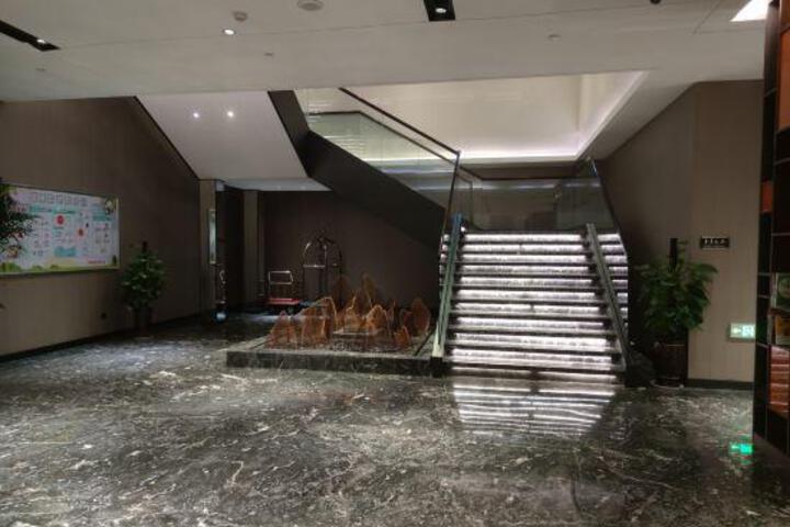 Hotel Interior 4 of 21
