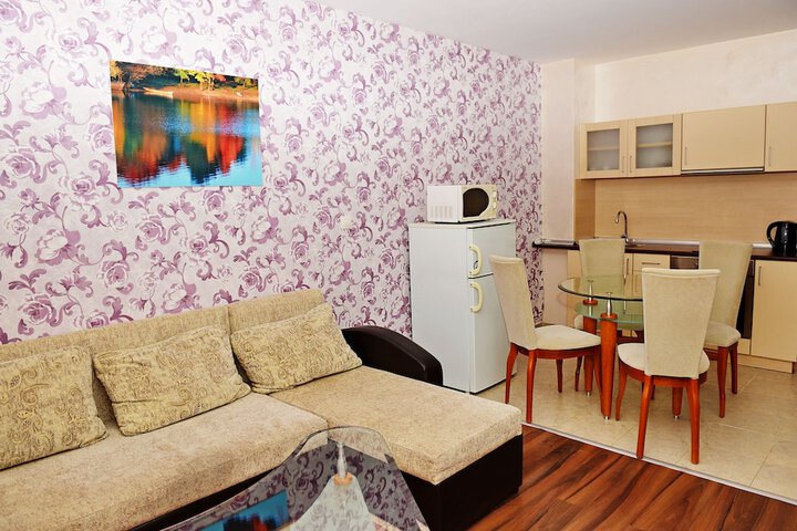 Room 49 of 94