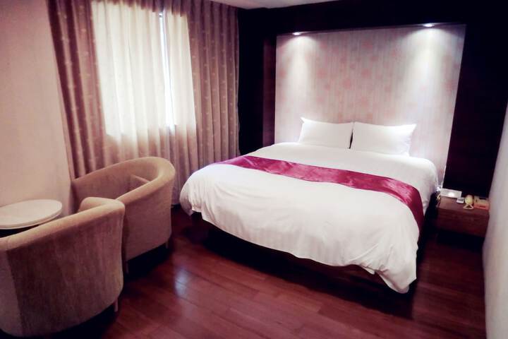 Room 26 of 67