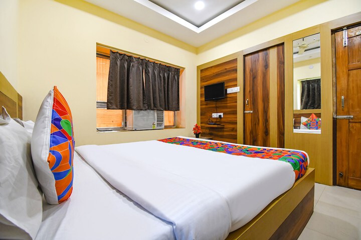 Room 14 of 30