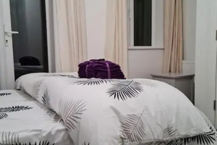 Room 5 of 29