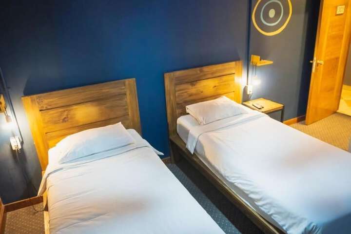 Room 23 of 41