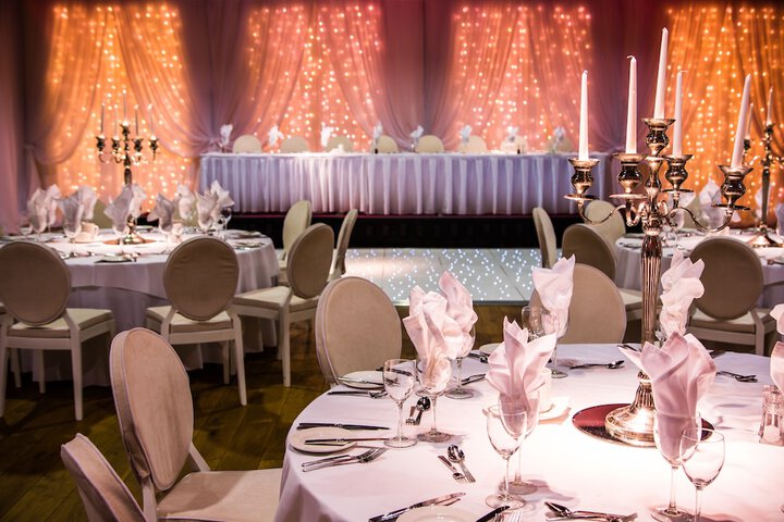 Ballroom/Hall 62 of 71
