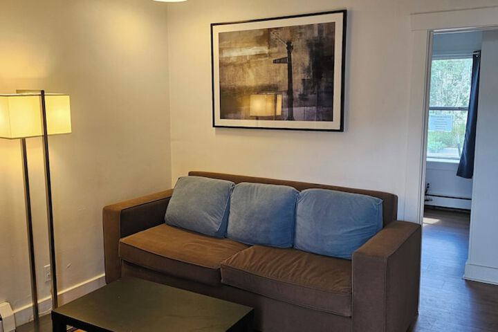 Room 44 of 60