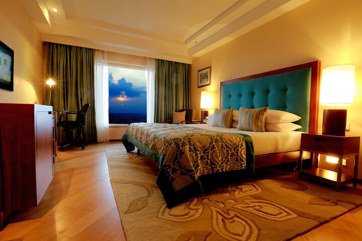 Room 7 of 78