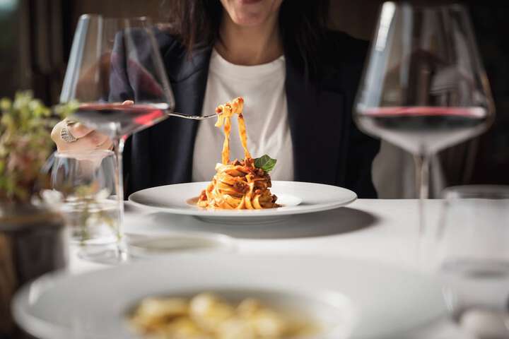 Dining 43 of 51