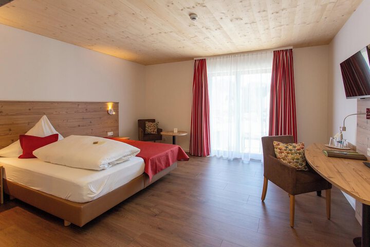 Room 10 of 34