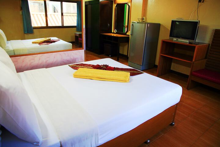 Room 15 of 66