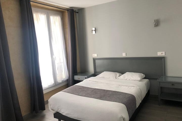 Room 15 of 24