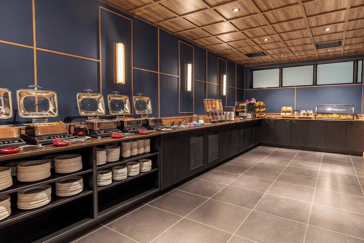 Breakfast/Coffee Service 128 of 249