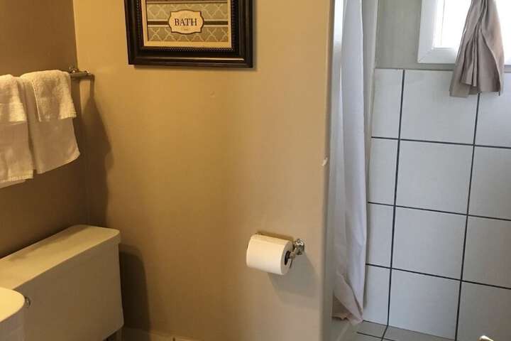 Room 8 of 35