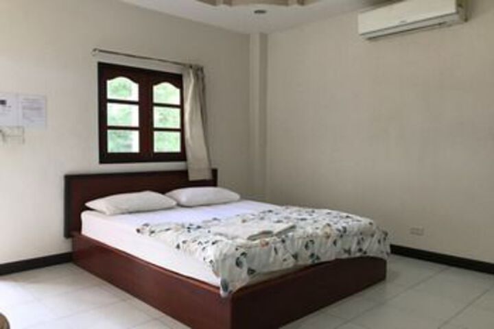 Room 16 of 23