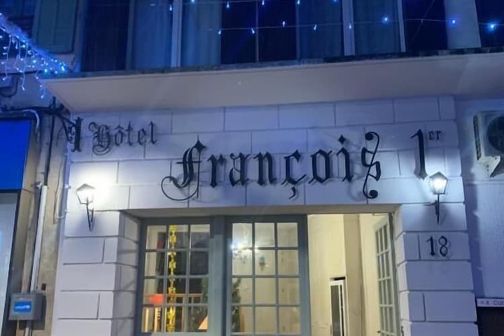Hotel 18 of 19