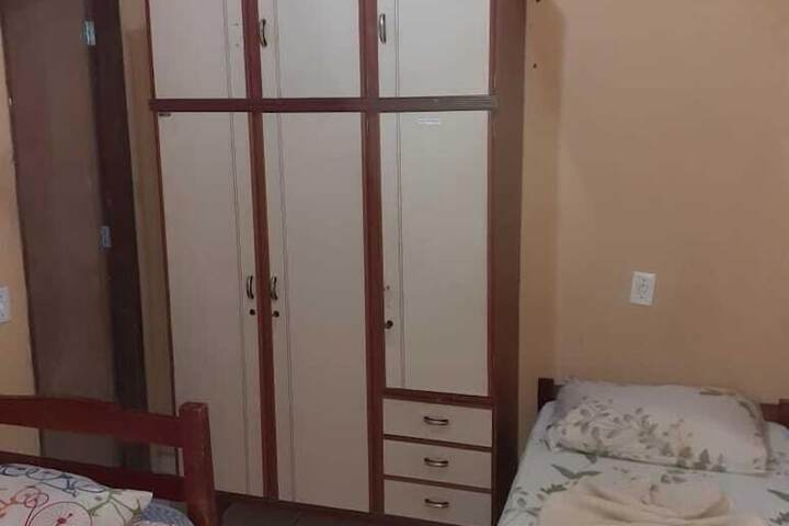 Room 17 of 33