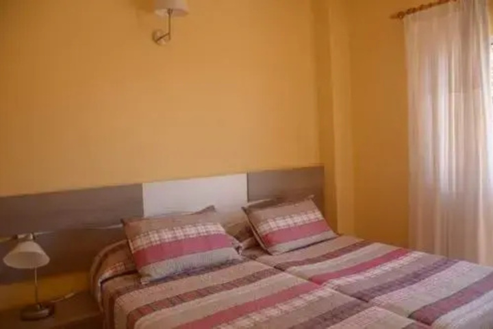 Room 3 of 9