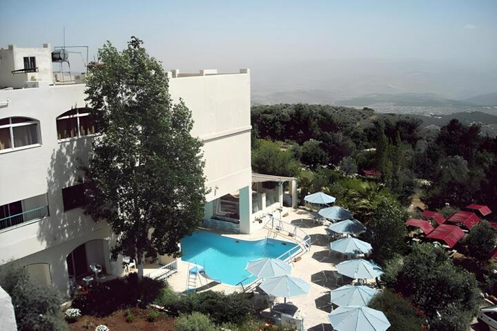 Olive Branch Hotel