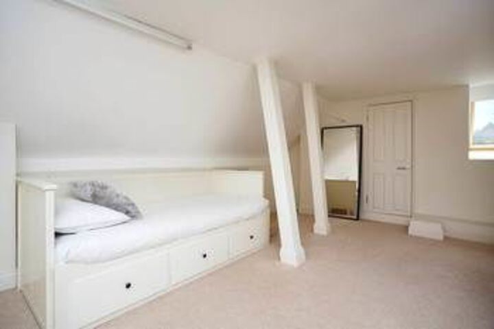 Room 15 of 43
