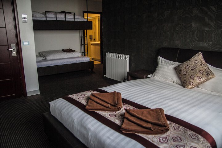Room 26 of 47