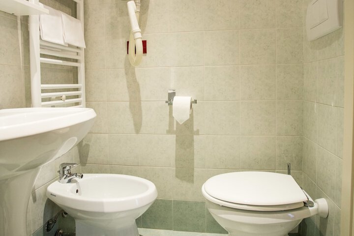 Clean Restrooms