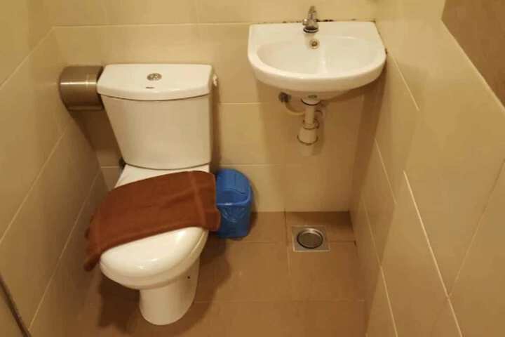 Room 3 of 23