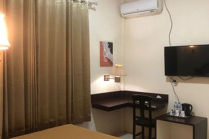 Room 16 of 42