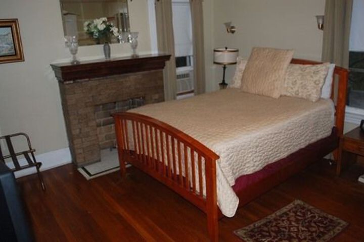 Room 12 of 40