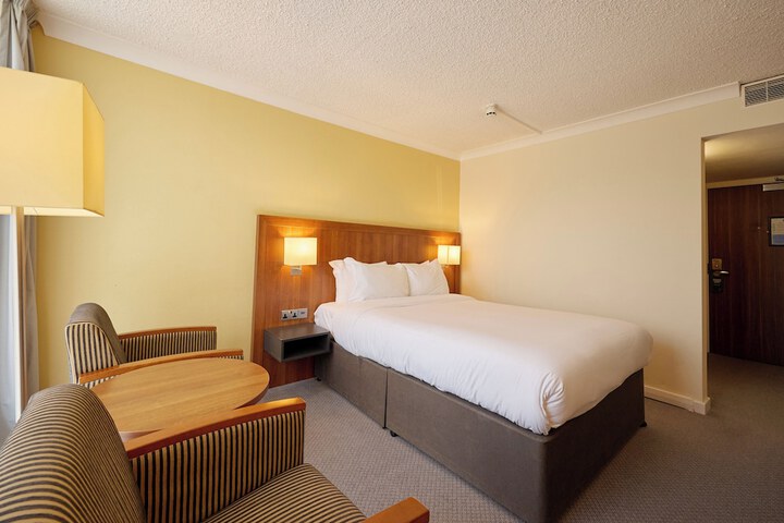 Room 116 of 292