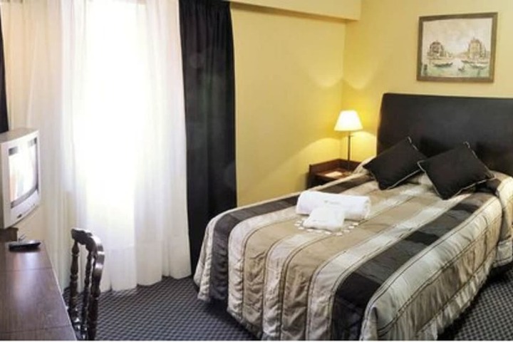 Room 5 of 28