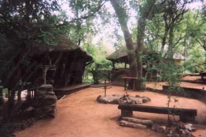 Property Grounds 32 of 39