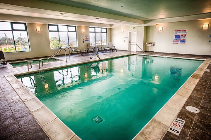 Pool 32 of 52