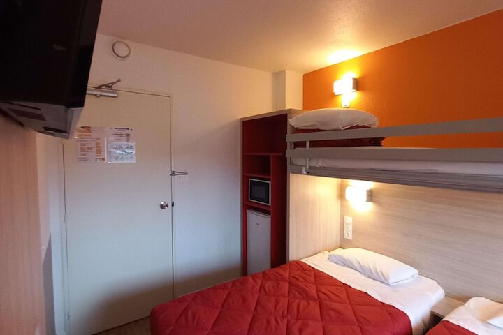 Room 15 of 39