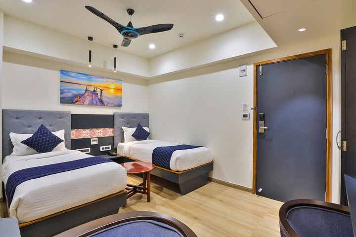 Room 28 of 45
