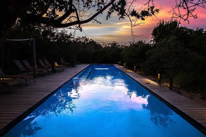Pool 108 of 432