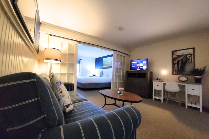 Room 15 of 53