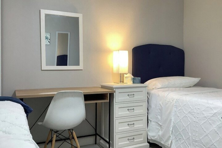 Room 13 of 99