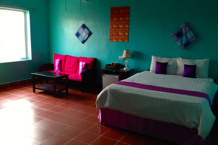 Room 15 of 37