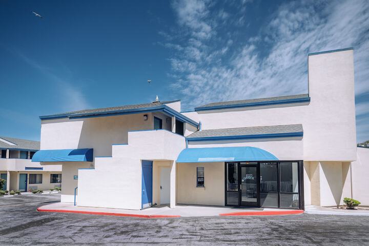 Exterior Photo