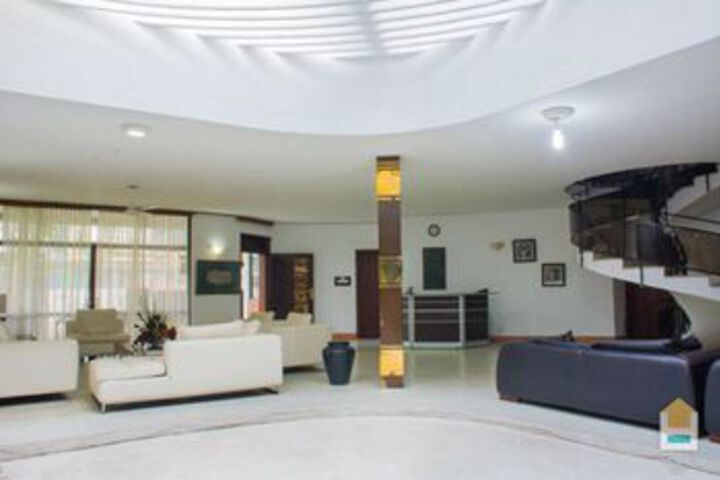 Hotel Interior 22 of 26