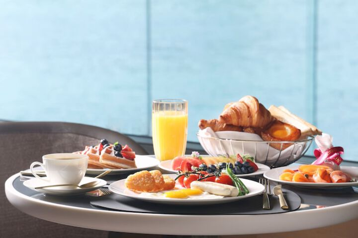 Breakfast/Coffee Service 195 of 239