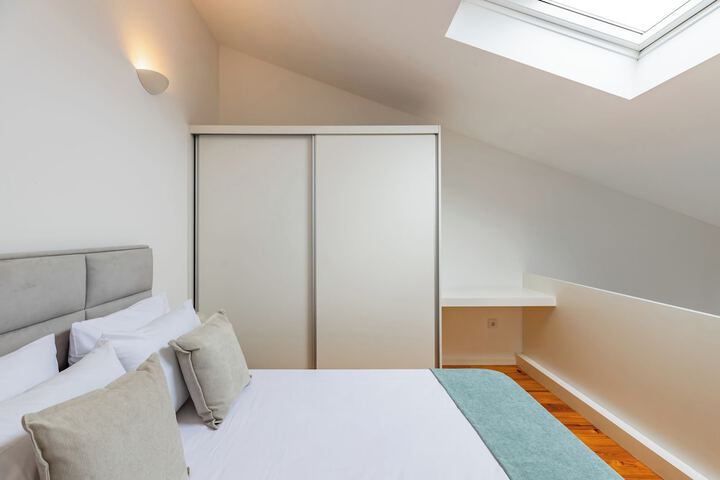 Room 10 of 48