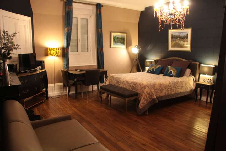 Room 22 of 193