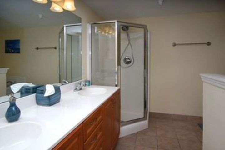 Room 5 of 21