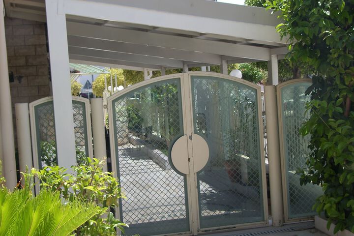 Hotel Exterior 44 of 49