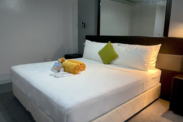 Room 25 of 403