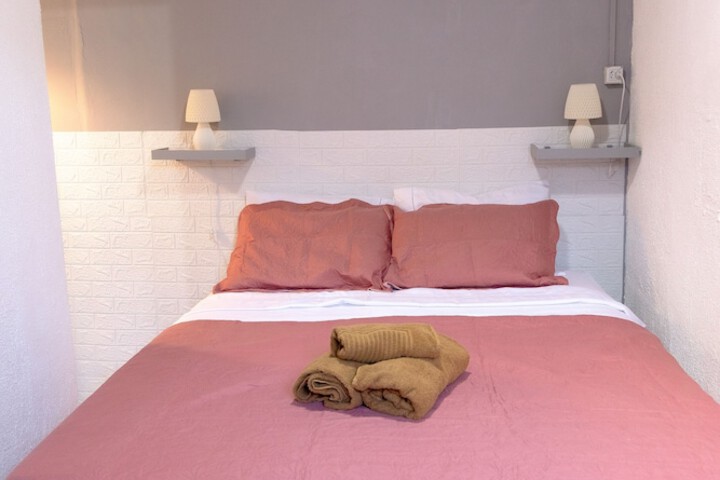 Room 29 of 54